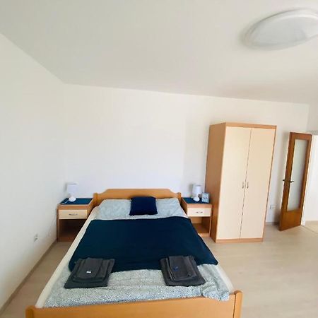 Exceptional Apartment With 2 Bedrooms Near The Sea Pula Eksteriør billede